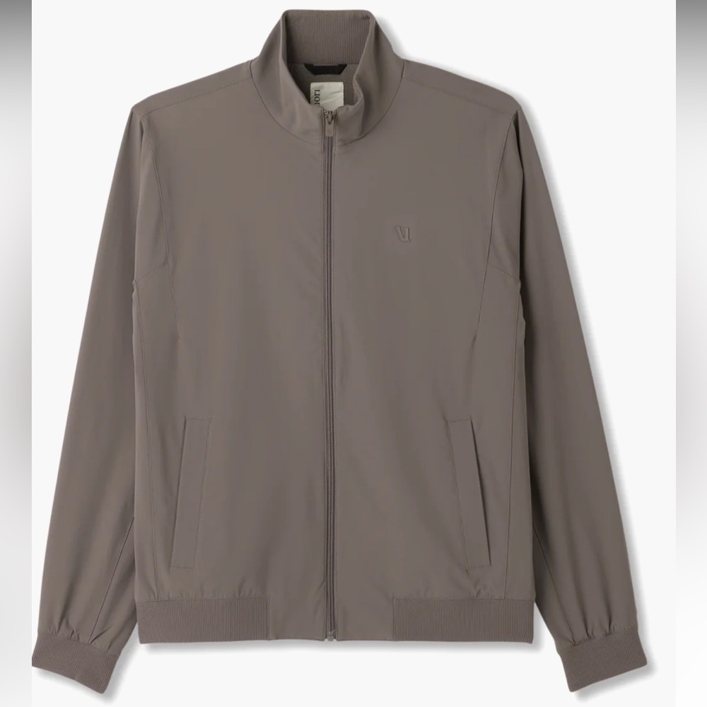 Vuori cocoa Men's Gray Jacket
Brand new never used or worn with tag.